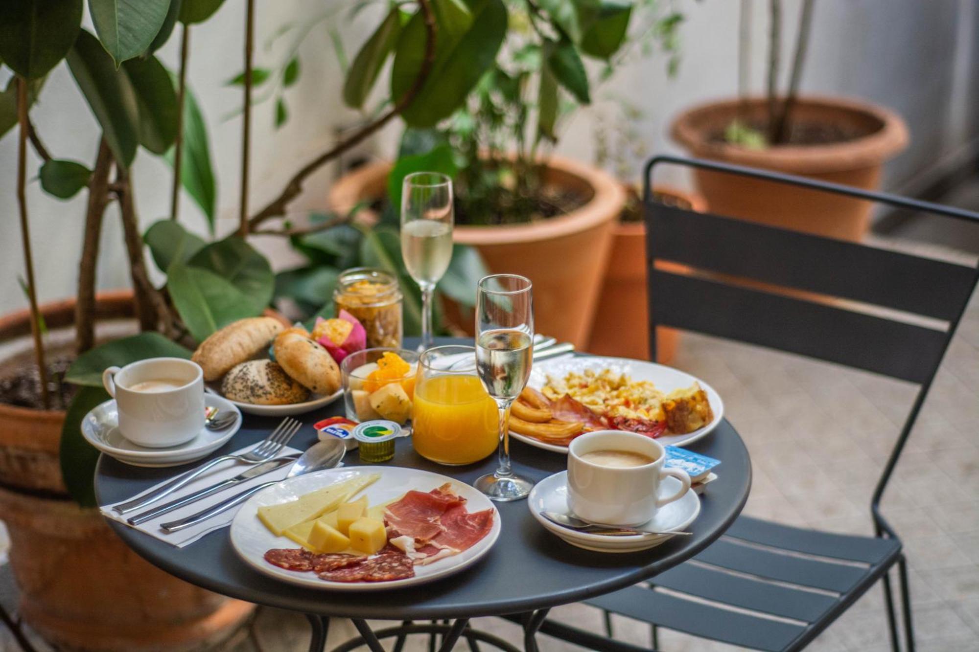 Apartamentos Boutique Vida Севілья Екстер'єр фото
